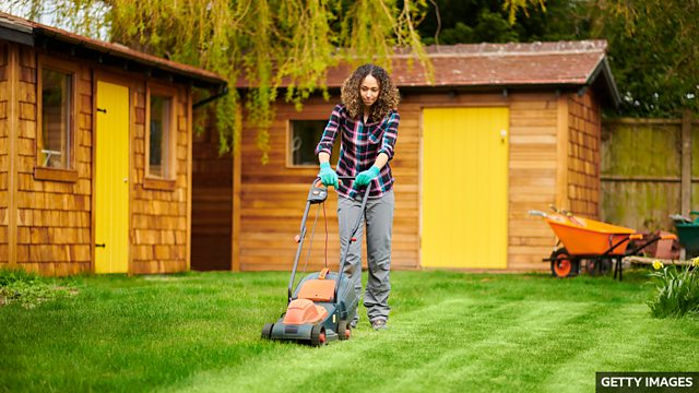 Grass,lawn,turf分别指哪种“草地”？