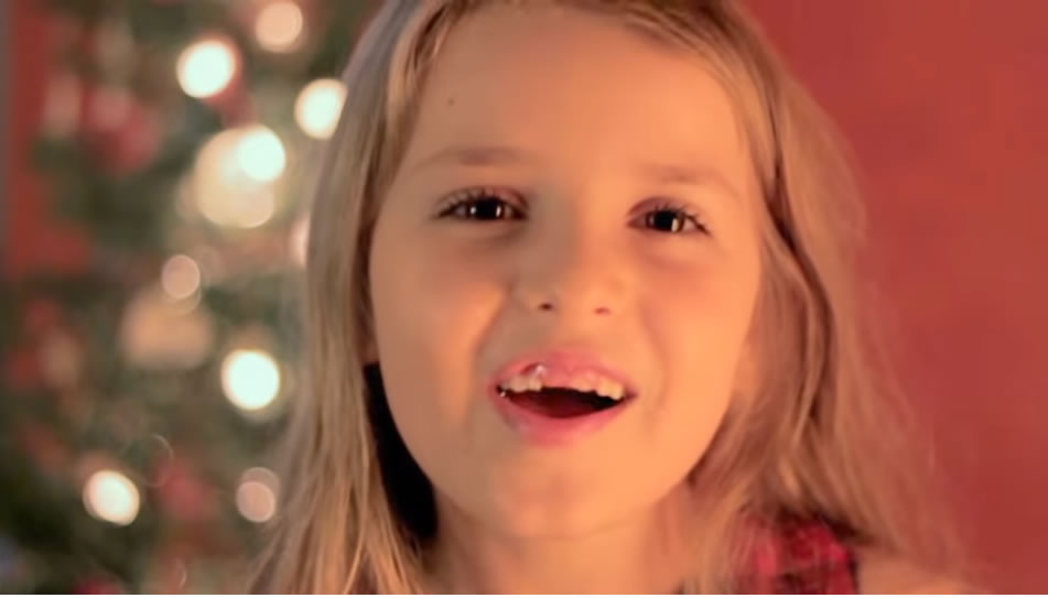 ALL I WANT FOR CHRISTMAS IS MY TWO FRONT TEETH