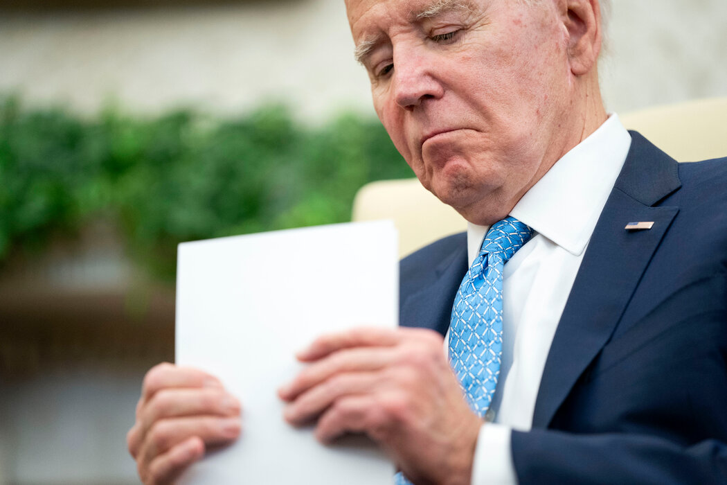 拜登总统将特朗普描绘为对美国民主的威胁。