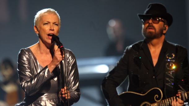 Annie Lennox and Dave Stewart of the Eurythmics perform in Los Angeles in 2014 (AP).